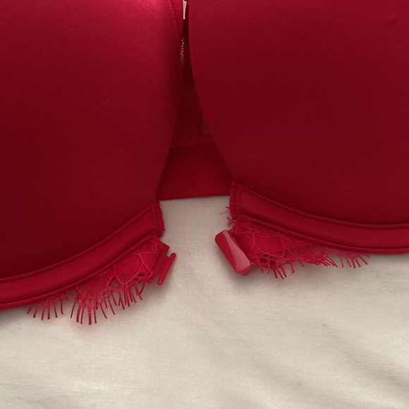 Victoria Secret Very Sexy Push Up Bra - Picture 6 of 6